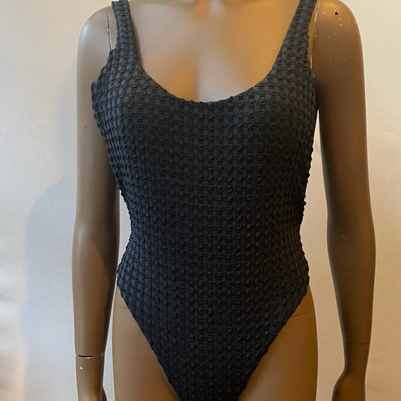 AGUA BENDITA ONE PIECE SWIMSUIT - Picture 4 of 9